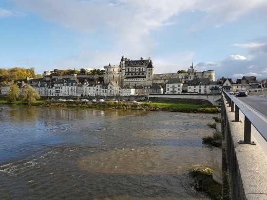 Amboise, Tours-Austausch